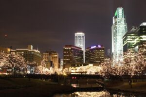 nighttime city skyline symbolizing the goal of finding Vivitrol treatment in Omaha, NE.
